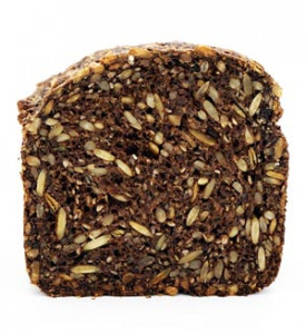 Bio Korn-an-Korn Brot frisch gebacken