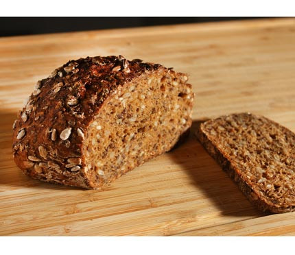 GoldStück Brot nach Körnerart, frisch gebacken