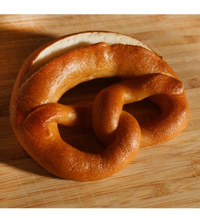 Laugenbrezeln 2 Stück, frisch gebacken