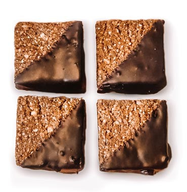Bio Nusswürfel 4 Stück, frisch gebacken